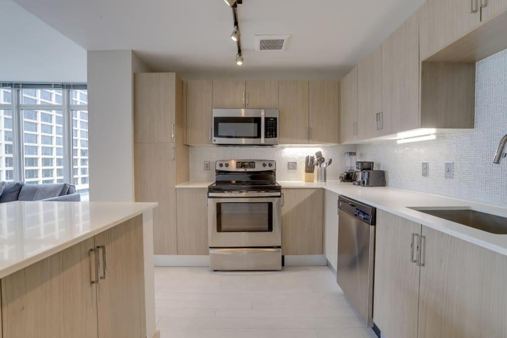 Wonderful 2Br Apartment At Crystal City Arlington Luaran gambar